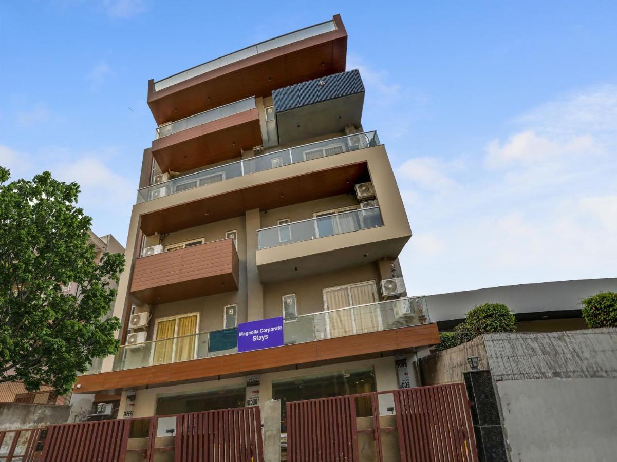 Townhouse Magnolia Corporate Stays Гургаон Екстериор снимка