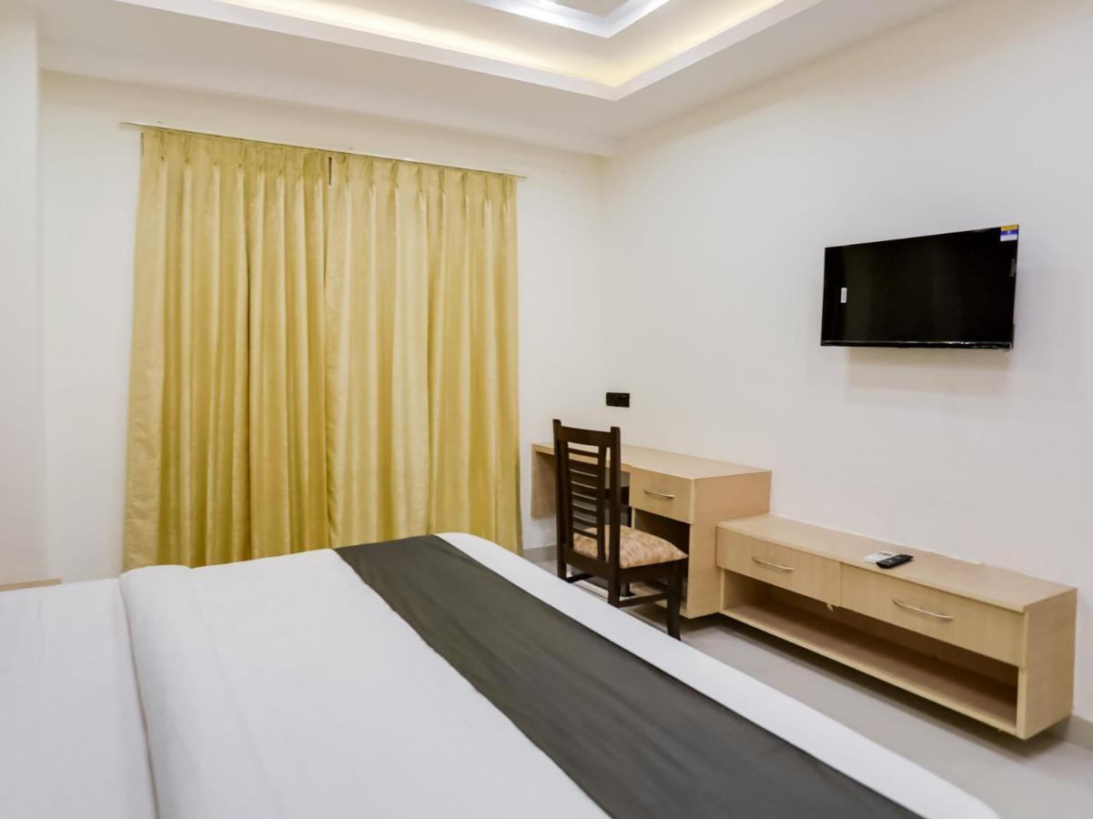 Townhouse Magnolia Corporate Stays Гургаон Екстериор снимка